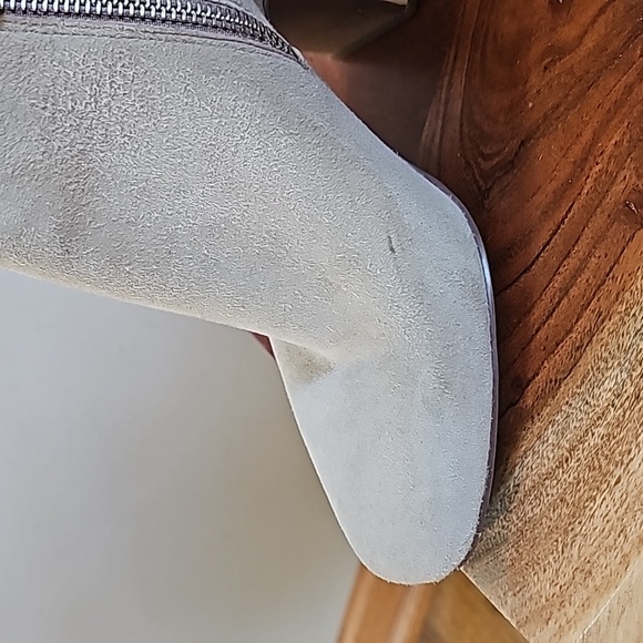 Michael kors suede beige block heel ankle boot - Picture 7 of 8